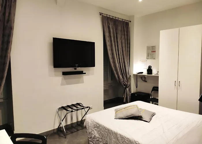 Onetime Guest house 4*